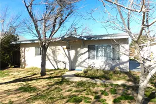 26933 John, Boron, CA 93516 - Photo 3