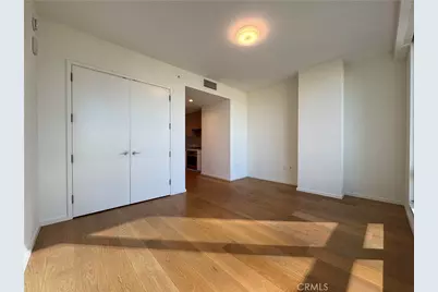 877 Francisco #1720, Los Angeles, CA 90017 - Photo 5