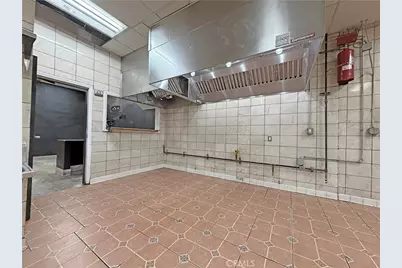 299 W Olive #C, Colton, CA 92324 - Photo 9