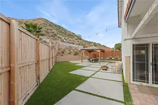 29161 Corales, Canyon Country, CA 91387 - Photo 35