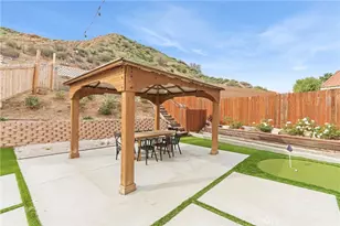 29161 Corales, Canyon Country, CA 91387 - Photo 39