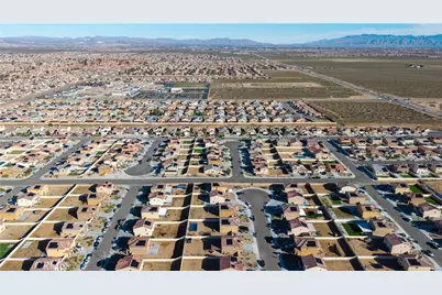 10150 Francis Court, Adelanto, CA 92301 - Photo 31