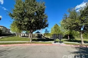 21709 Bene Dr, Saugus, CA 91350 - Photo 31