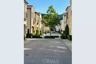 21709 Bene Drive, Saugus, CA 91350 - Photo 5