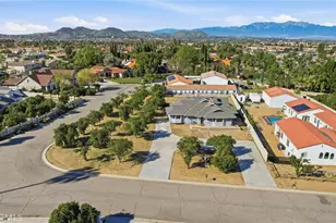 11135 Old Fashion, Riverside, CA 92503 - Photo 37