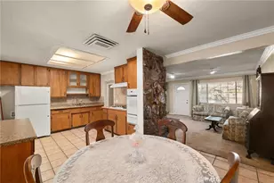 10428 Keller Ave, Riverside, CA 92505 - Photo 13