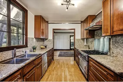 489 W 6th, Claremont, CA 91711 - Photo 23