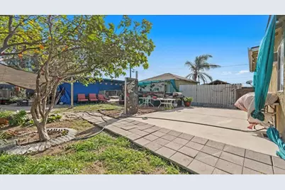 7603 Date Street, Fontana, CA 92336 - Photo 23