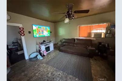 1067 S Rowan, Los Angeles, CA 90023 - Photo 19