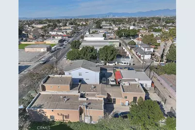 10606 Avalon Boulevard, Los Angeles, CA 90003 - Photo 11