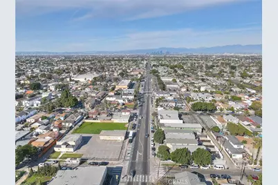 10606 Avalon Boulevard, Los Angeles, CA 90003 - Photo 15