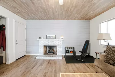 207 E Morningside Street, Long Beach, CA 90805 - Photo 3