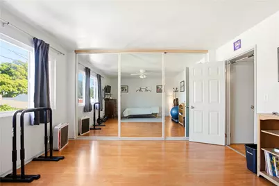207 E Morningside Street, Long Beach, CA 90805 - Photo 11