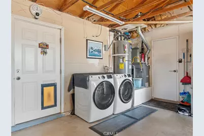 9472 Guava Avenue, Hesperia, CA 92345 - Photo 37