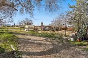 9728 E Ave S-10, Littlerock, CA 93543 - Photo 3