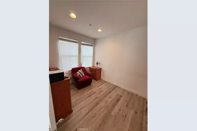 7667 Yellow Iris Court, Fontana, CA 92336 - Photo 5