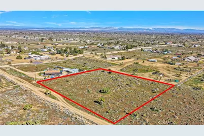 10435 Manada, Phelan, CA 92371 - Photo 5