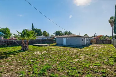 25006 Union, San Bernardino, CA 92410 - Photo 15