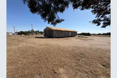 10717 Muscatel, Oak Hills, CA 92344 - Photo 11