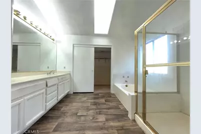 22500 Greenwich Court, Moreno Valley, CA 92553 - Photo 9