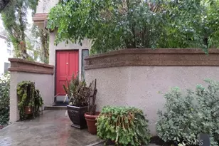 17 Rock Cliff Pl, Phillips Ranch, CA 91766 - Photo 5