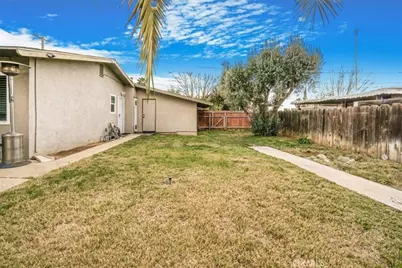 33962 Clark, Yucaipa, CA 92399 - Photo 37