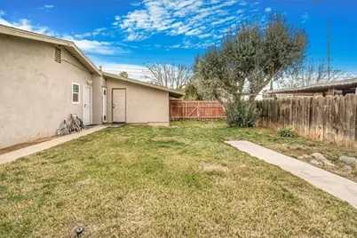 33962 Clark, Yucaipa, CA 92399 - Photo 33