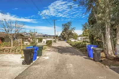 33962 Clark, Yucaipa, CA 92399 - Photo 47