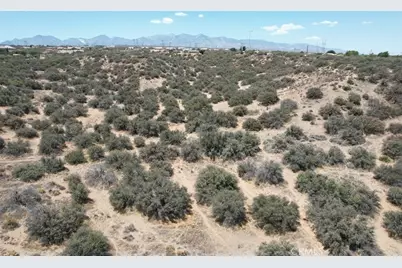 5 Oak Hills Rd, Oak Hills, CA 92344 - Photo 15