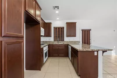 665 E. Riverside Dr. #3, Ontario, CA 91761 - Photo 3