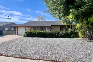 29055 Bradley, Menifee, CA 92586 - Photo 3