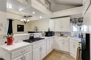 517 W I, Ontario, CA 91762 - Photo 7