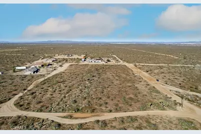 12350 Pueblo Trail, Victorville, CA 92392 - Photo 13