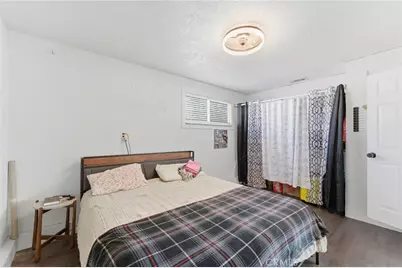 580 W 3rd, Rialto, CA 92376 - Photo 17