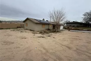 16085 Village, Victorville, CA 92394 - Photo 7