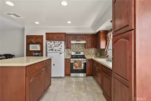 9200 Palm St, Bellflower, CA 90706 - Photo 3