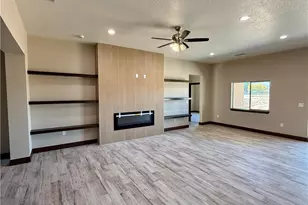 10466 10th Ave, Hesperia, CA 92345 - Photo 3