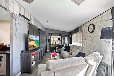 1081 W Arrow Highway #46, Azusa, CA 91702 - Photo 3