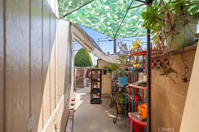 1081 W Arrow Highway #46, Azusa, CA 91702 - Photo 21