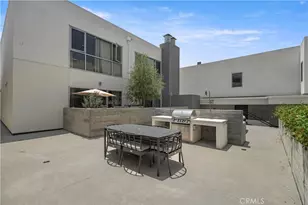 957 Figueroa Terrace, Los Angeles, CA 90012 - Photo 25