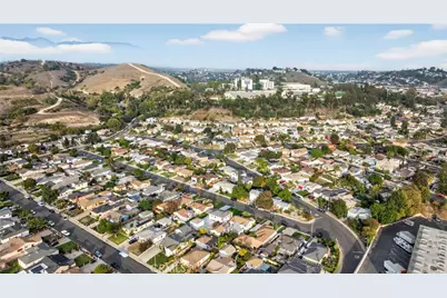 2021 N Hicks, Los Angeles, CA 90032 - Photo 17