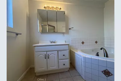 7823 Louise Avenue, Northridge, CA 91325 - Photo 27