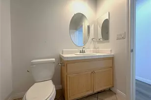 8240 Chamberlain Ln, Reseda, CA 91335 - Photo 11