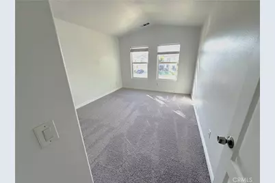 8240 Chamberlain Lane, Reseda, CA 91335 - Photo 23