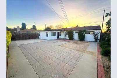 547 S Yorba Street, Orange, CA 92869 - Photo 19