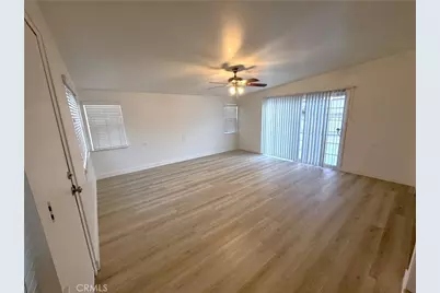 547 S Yorba Street, Orange, CA 92869 - Photo 9