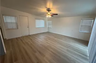 547 S Yorba St, Orange, CA 92869 - Photo 11