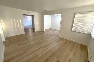 547 S Yorba St, Orange, CA 92869 - Photo 3