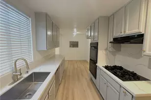 547 S Yorba St, Orange, CA 92869 - Photo 7