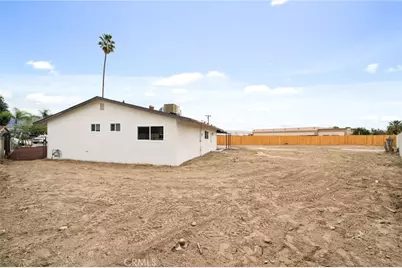 7824 Peacock, Highland, CA 92346 - Photo 23